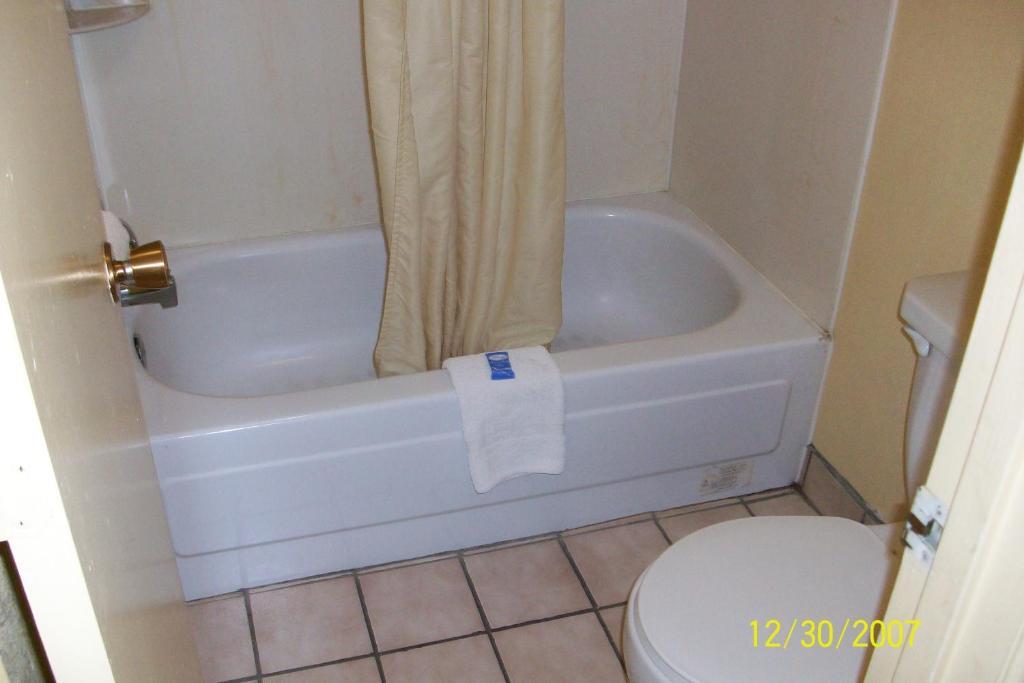 Economy Inn Farmington Quarto foto